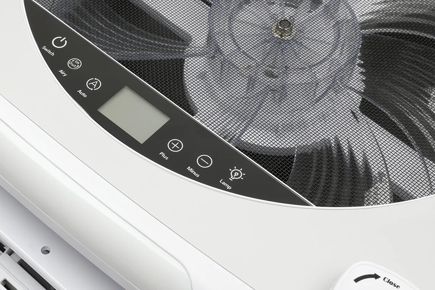 AirPlus 12V Brushless Roof Fan with Remote, LED, Blackout Shade & Bug Screen - Image 7