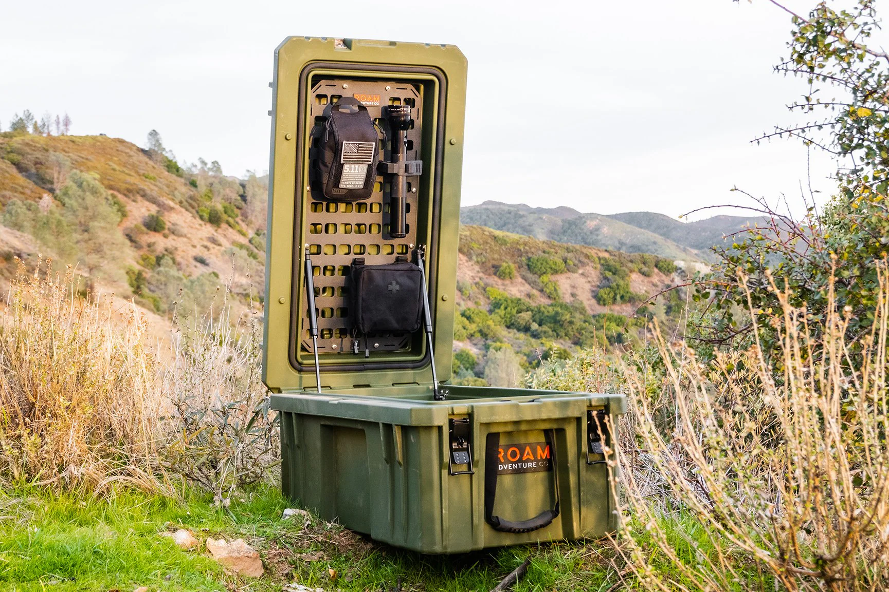 Roam 105L Rugged Case Molle Panel - Image 2