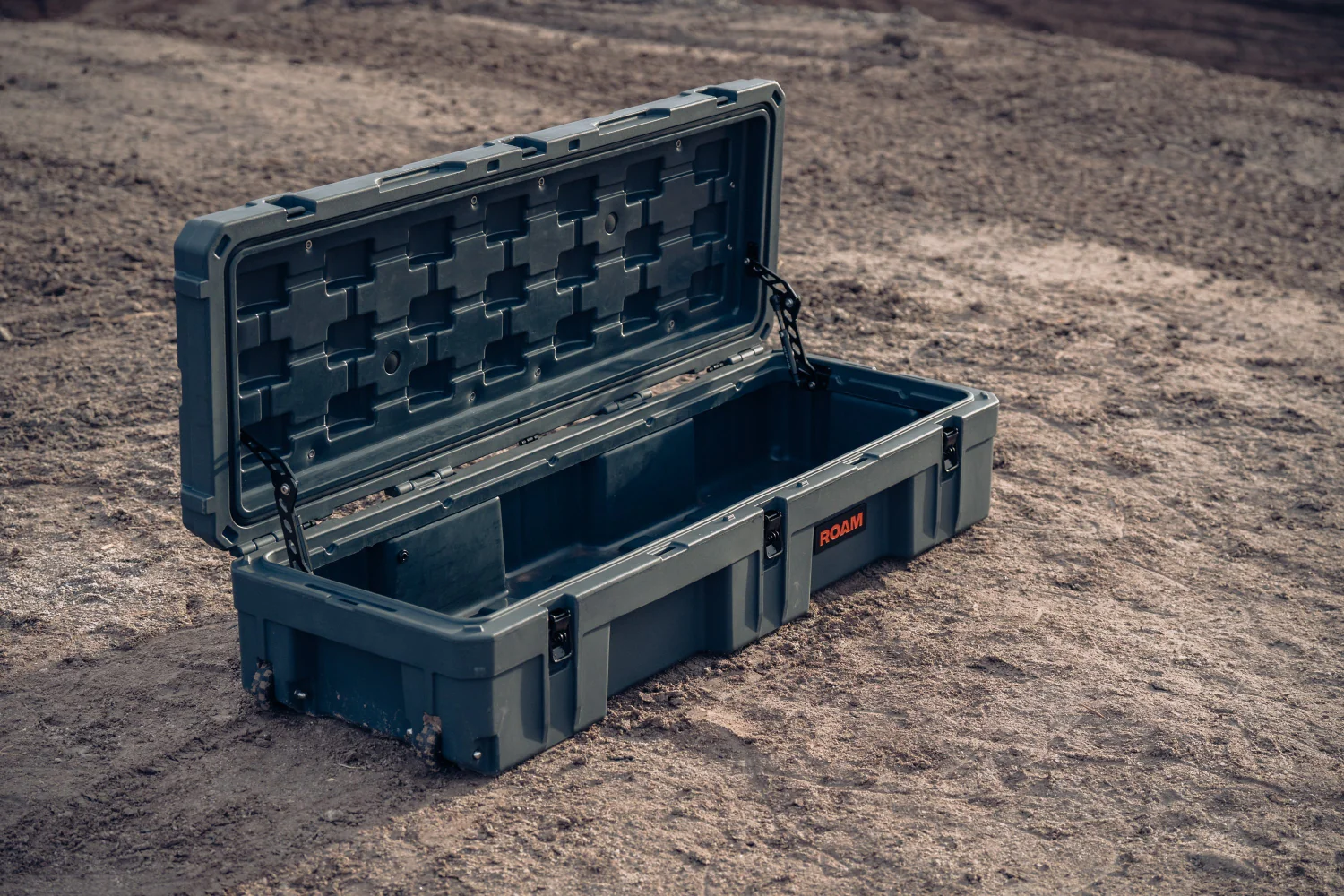 Roam 128L Rolling Rugged Case - Image 2