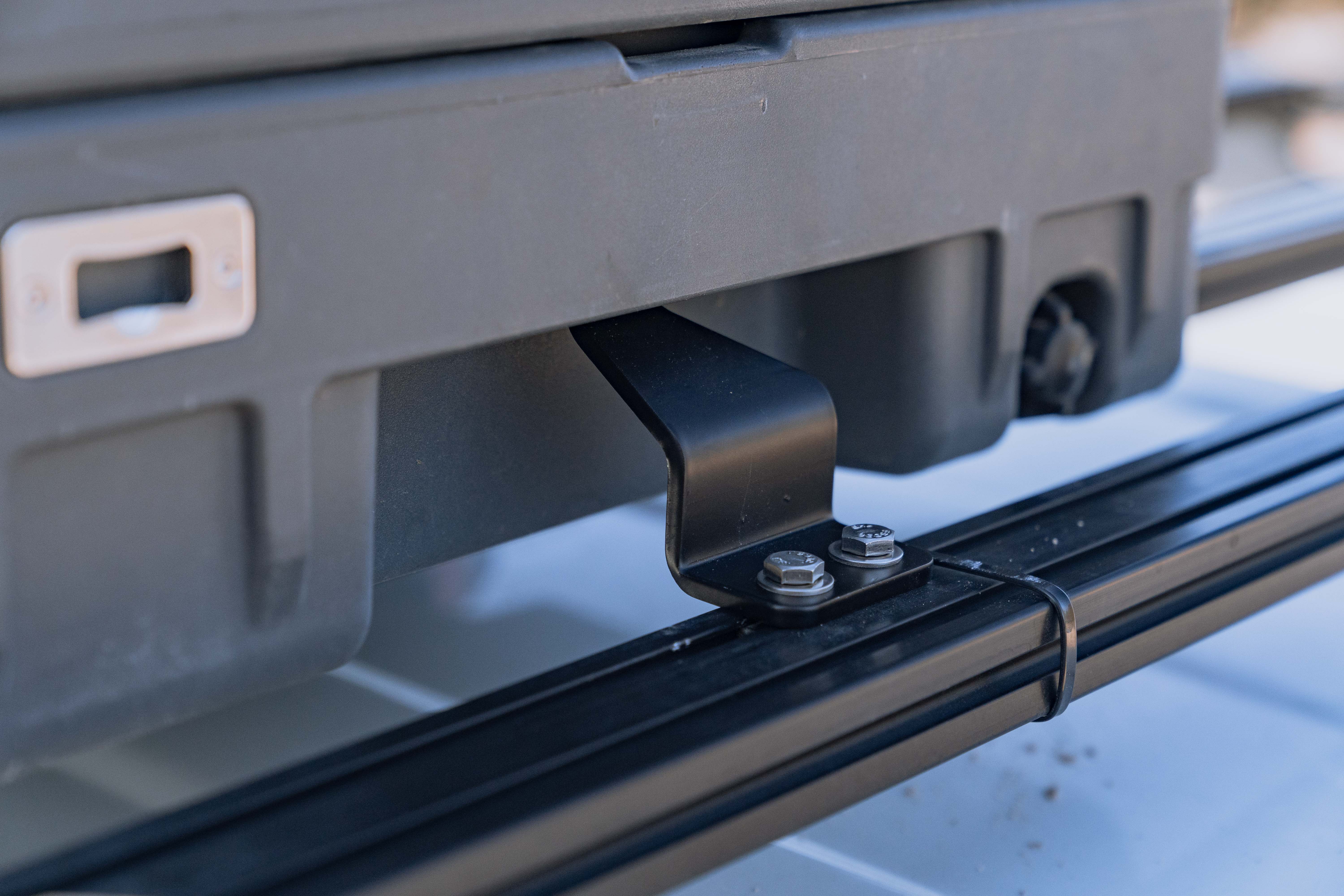 Roam 83L Rigid Mounts - Image 2